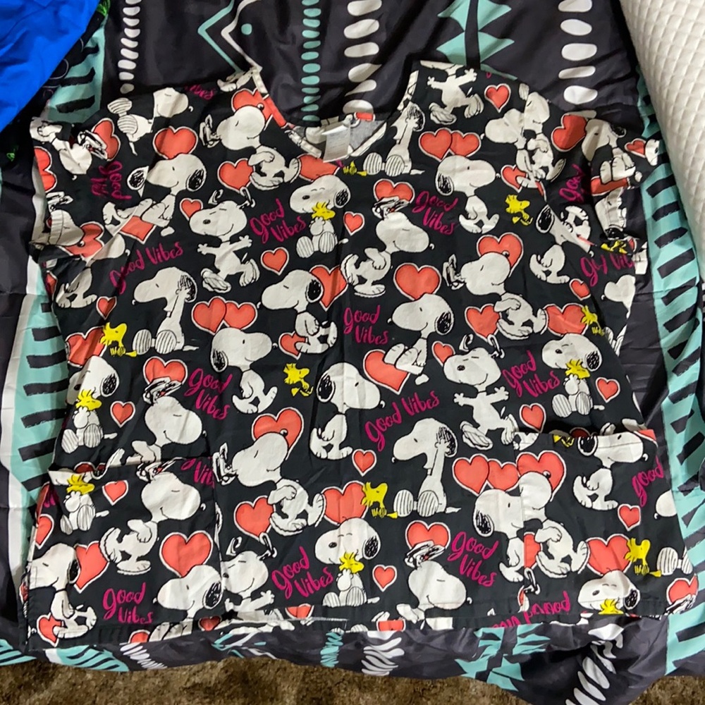 Scrub top